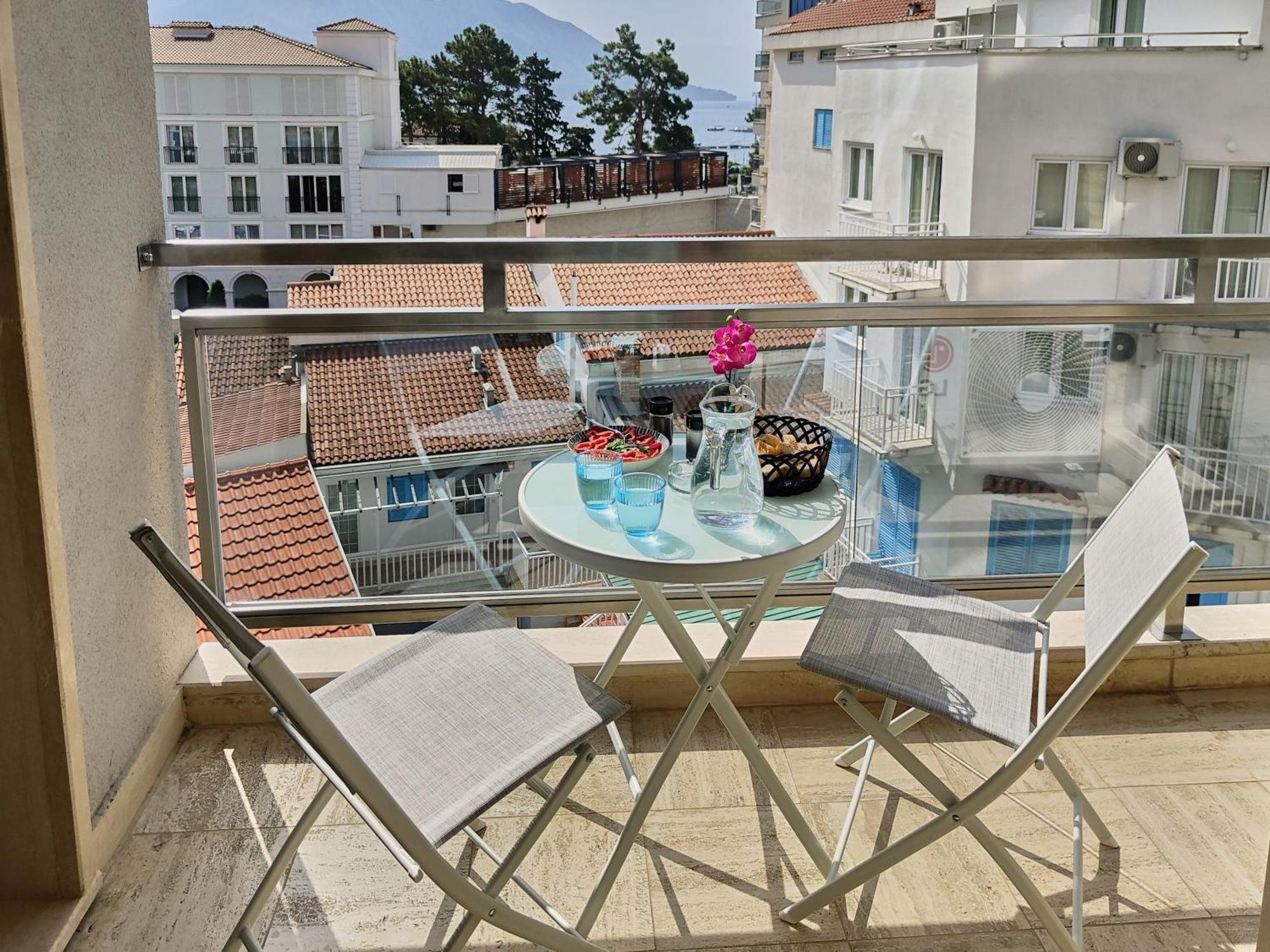 Montesun Fontana Apartments Budva Kültér fotó